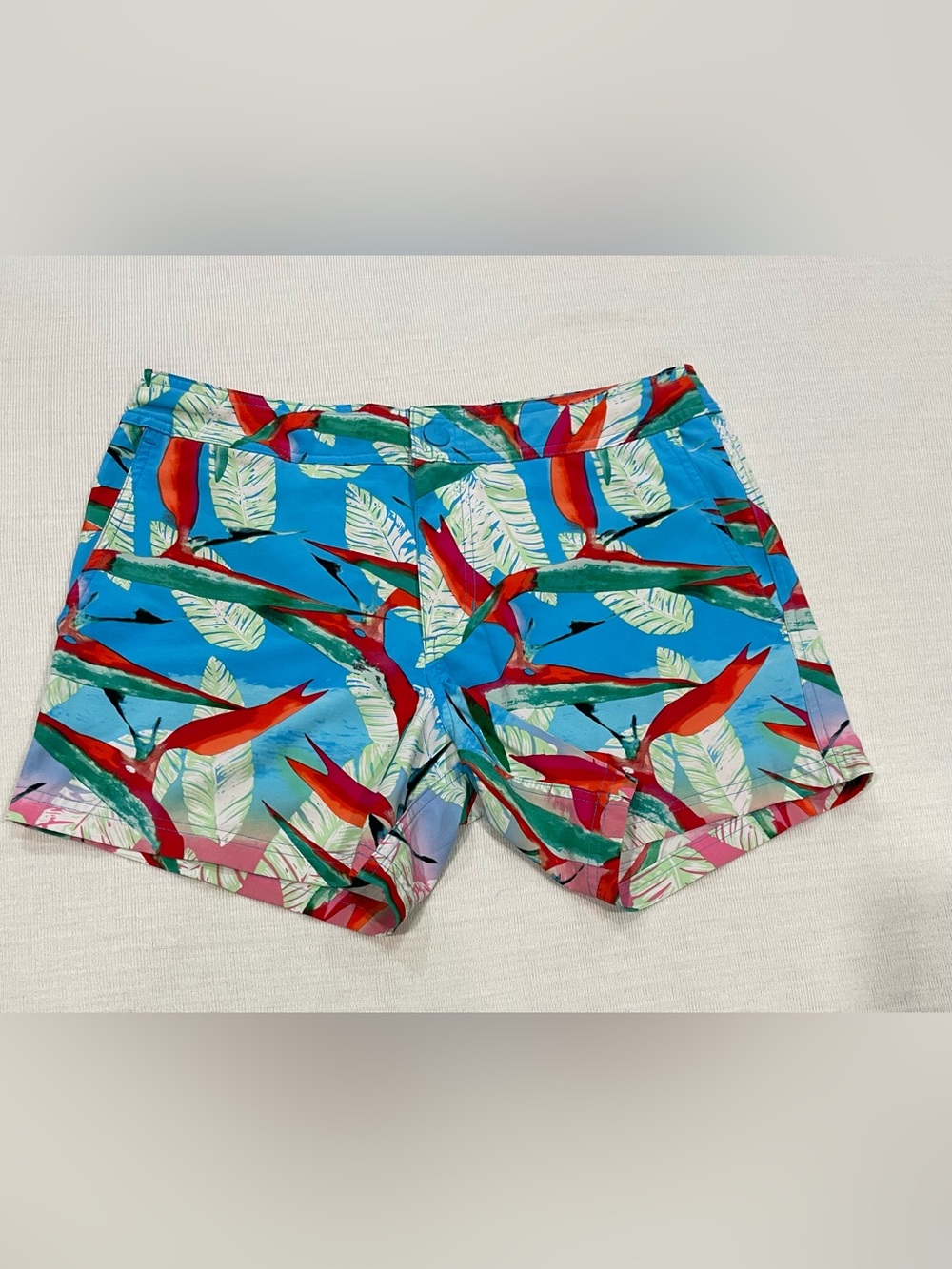 Chubbies 5.5” Men's Tropical Birds of Paradise Swim Trunks Size Medium